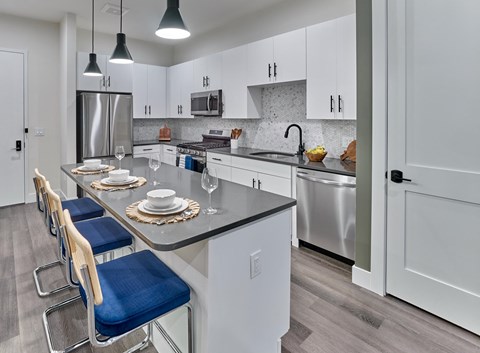 luxury kitchen, stainless steel appliances, large bedrooms, built in closets