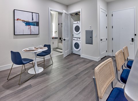 open layout, spacious floorplans, large bedrooms, stainless steel appliances, washer dryer in home