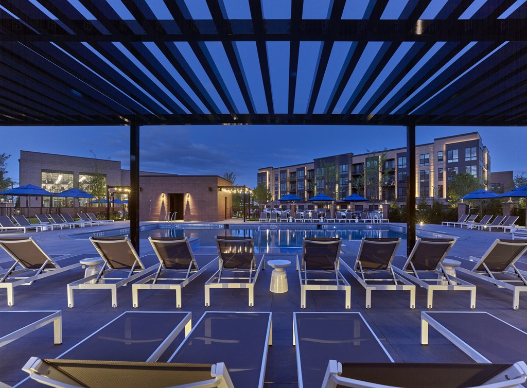 resort style pool, sun deck, bbq area, outdoor lounge