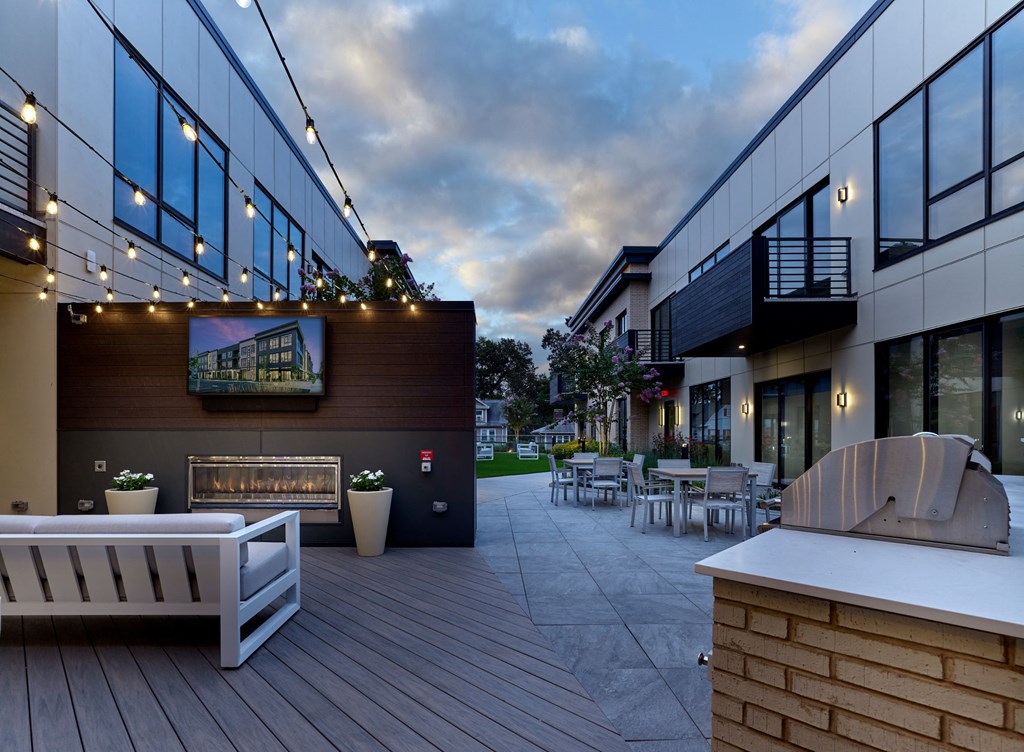 outdoor lounge, grills, fire place, clubroom, work from home