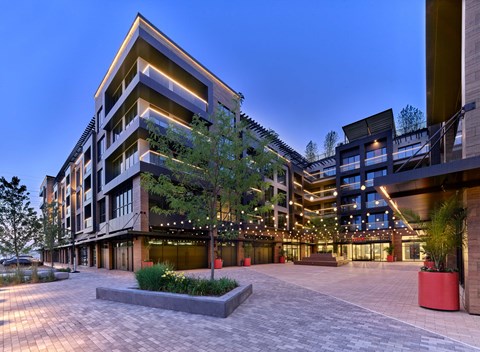 630 Washington Ave Studio-2 Beds Apartment for Rent