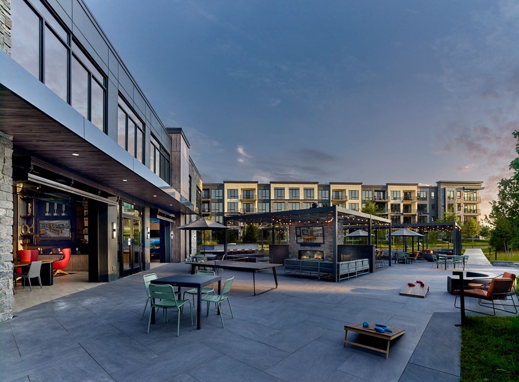 indoor outdoor clubhouse, fire pits, bbq grills, outdoor dining, outdoor lounge, resident clubhouse