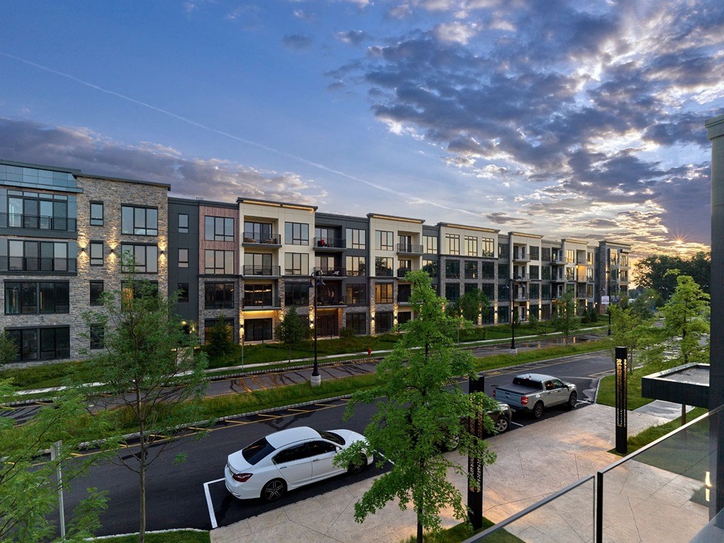 luxury apartments, luxury rental apartments