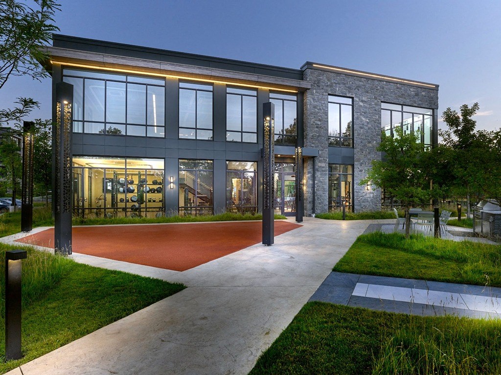 Outdoor fitness center, clubhouse, resident amenities