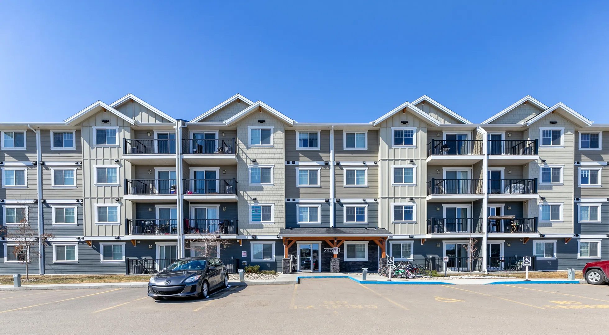 2 bedroom apartment - Vanier Heights, Red Deer - unit WAIT2BDR 3