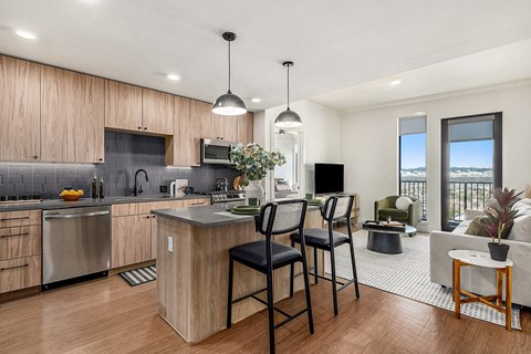 One Seven At Belleview Station