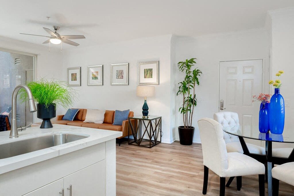 Kitchen And Dining at The Missions at Rio Vista, San Diego, CA