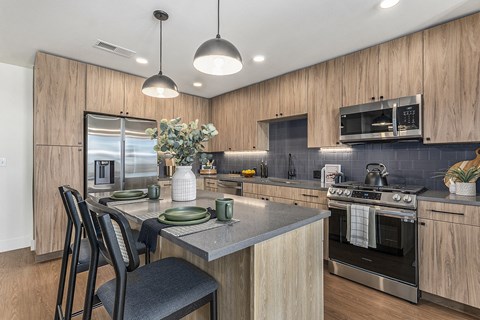 One Seven At Belleview Station