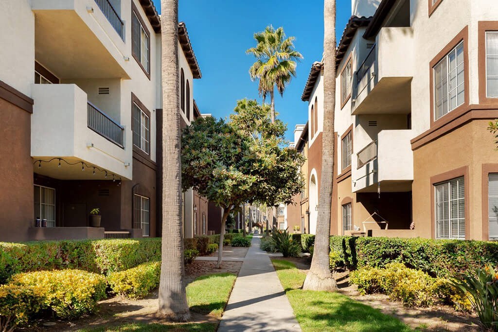 Courtyard View at The Missions at Rio Vista, San Diego