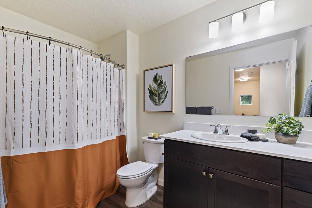 The Pennwood_Bathroom