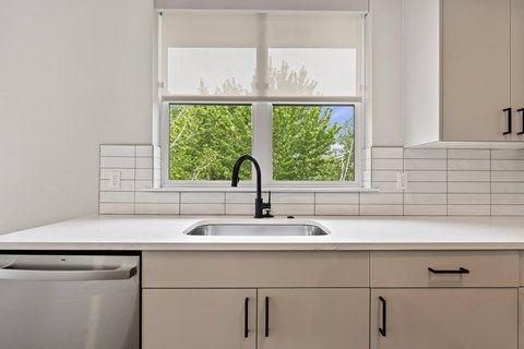 River Pointe Apartments