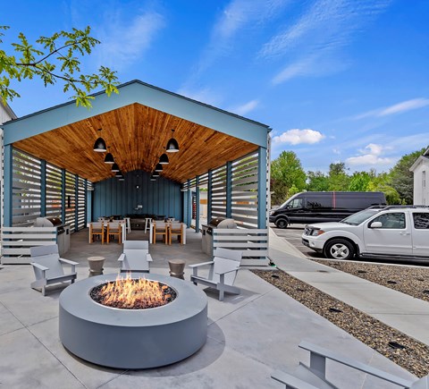 River Pointe Apartments