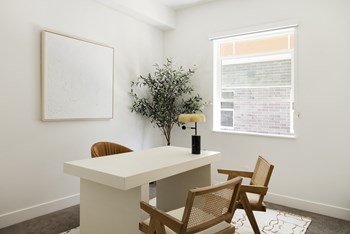 The Beverly Leasing Center