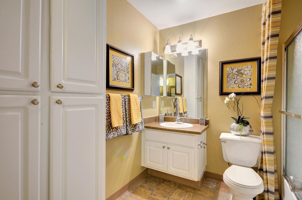 Bathroom at Bella Terra, Vista