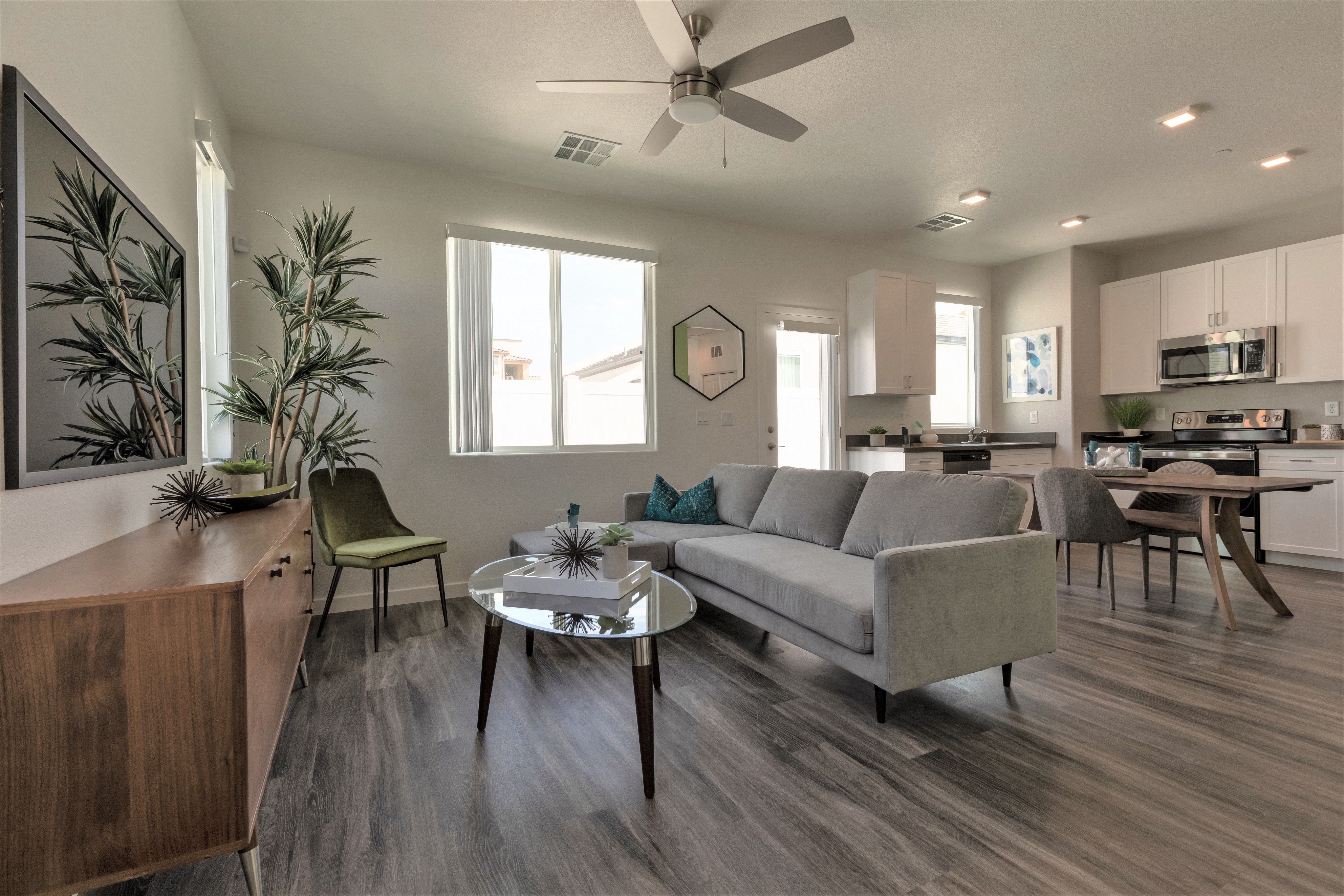 Moderne At Centennial