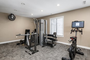 fitness center - Photo Gallery 21