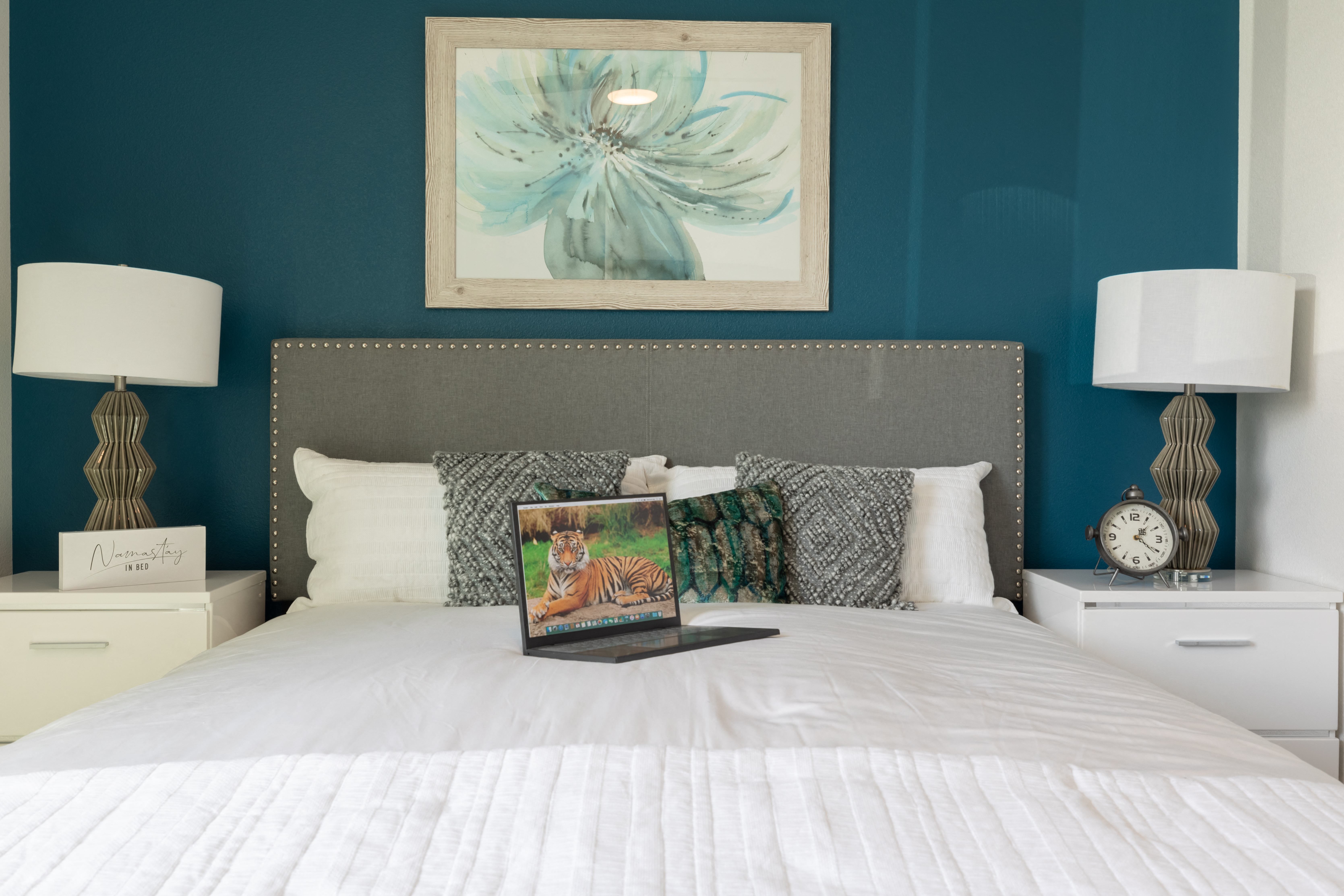 Moderne At Centennial