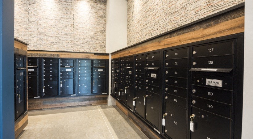 the lockers in the basement of the building are lined up against a wall with