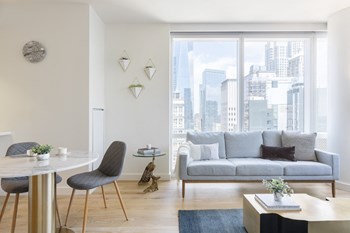 Living Room - Photo Gallery 3
