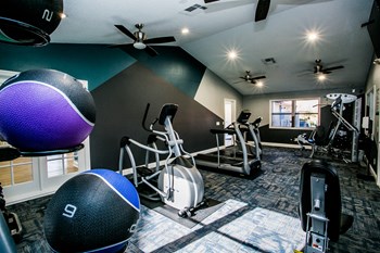 Fitness Center With Modern Equipment at 5400 Vistas, Las Vegas, 89120 - Photo Gallery 19