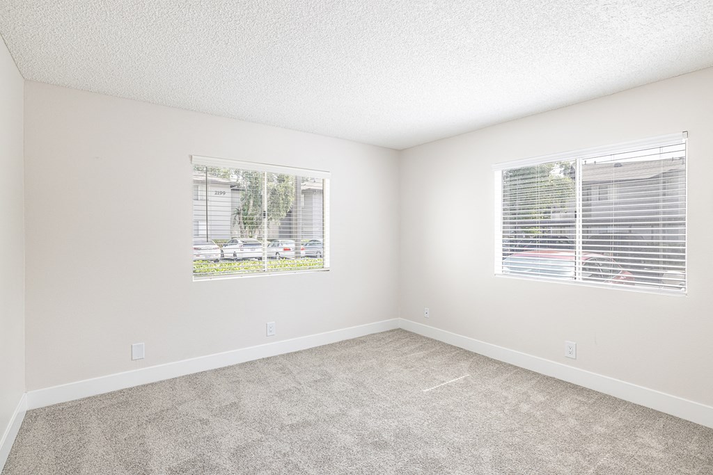 1 Bedroom 1 Bathroom Unit Bedroom at the Ashton Apartments