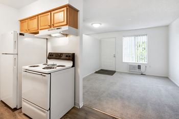 Air Conditioning in living room at Softwind Point, Vista, CA, 92081