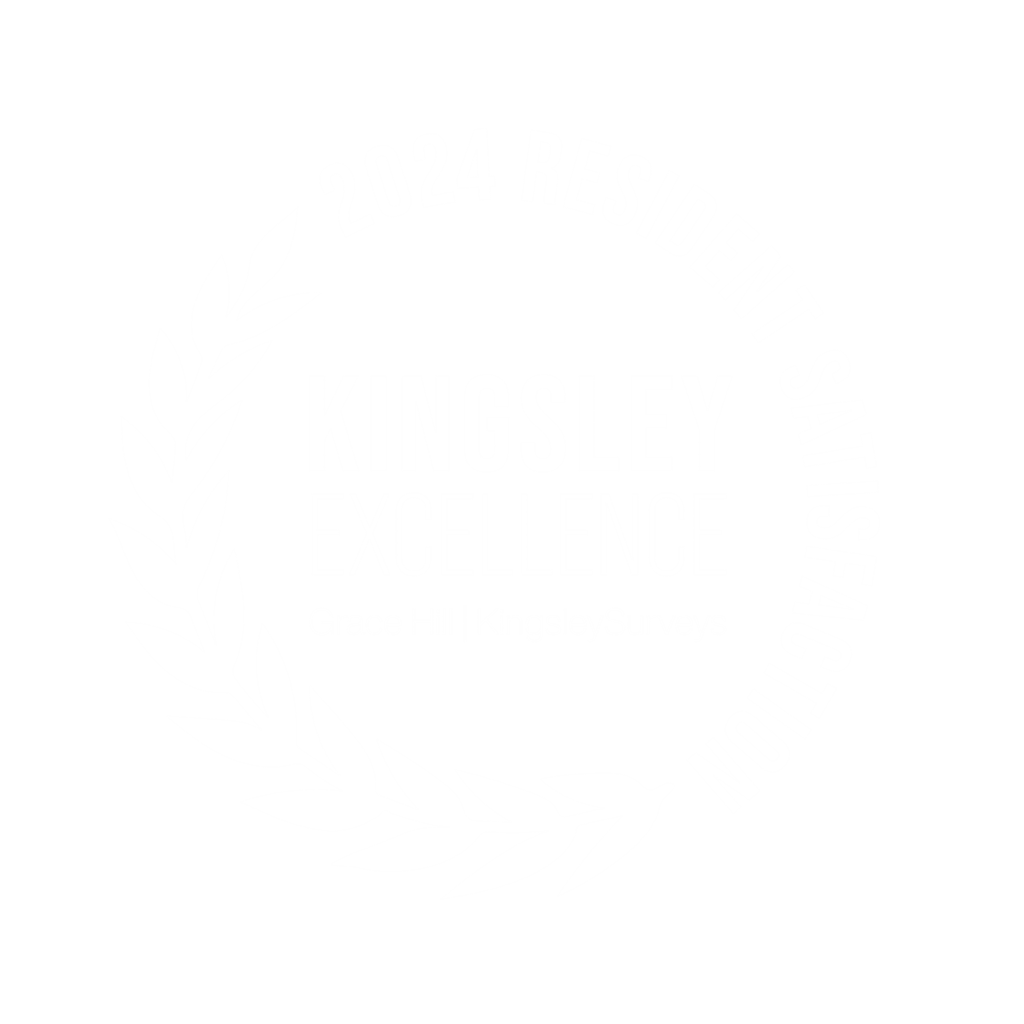 a green circle with the words kingsley excellence on top of it