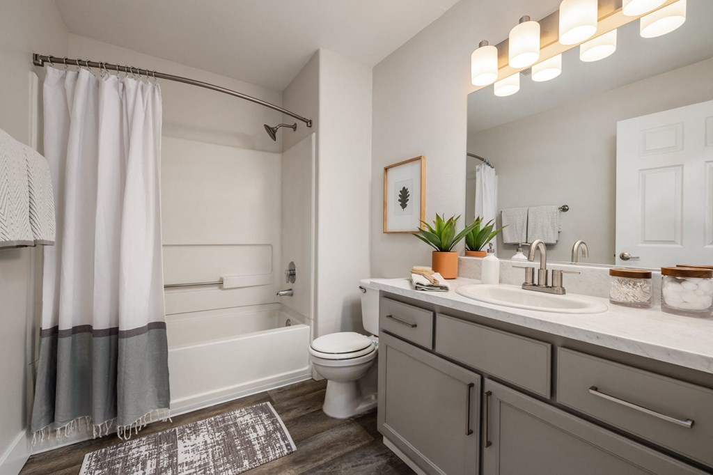 Bathroom With Bathtub at Canyon Creek, Wilsonville, 97070