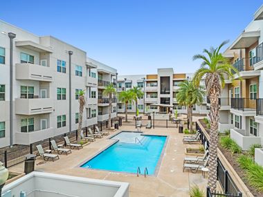 Apartment Complex Beverly Hills