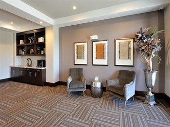 Sunroom Sitting Sunroom Sitting at District 28, Houston, TX, 77054 - Photo Gallery 6