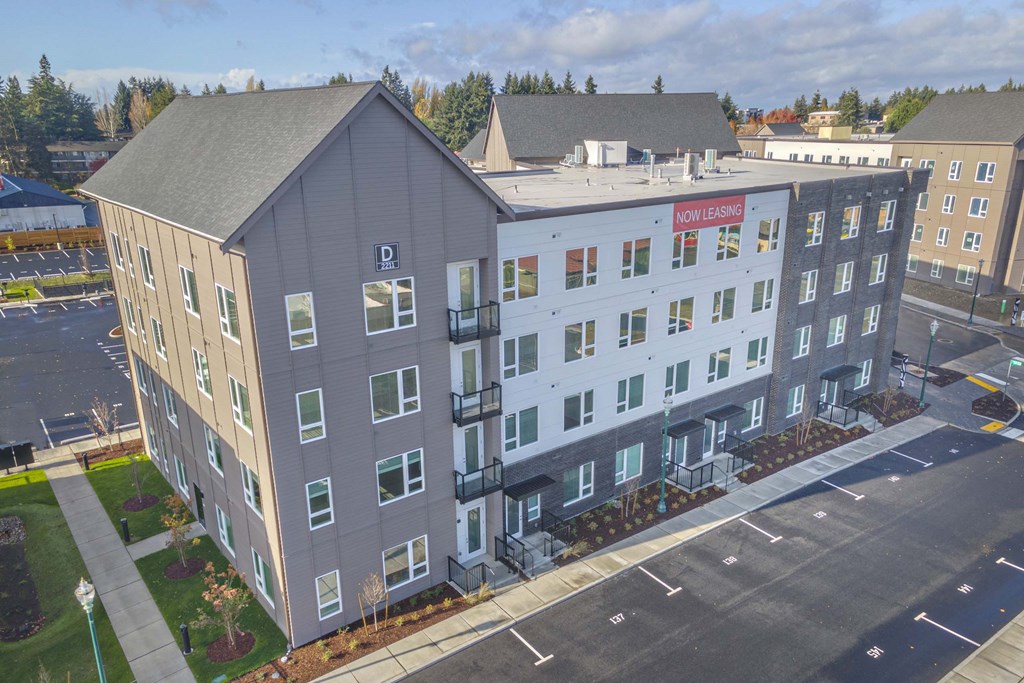 the building where the hotel is located