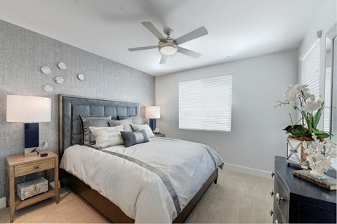 Bedroom with Ceiling Room at Sola at Pacific Highlands Ranch Apartments, San Diego, 92130