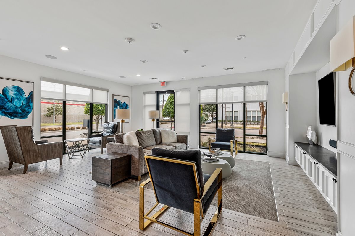 The Briscoe Apartments