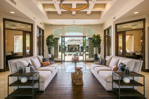 Common Lounge Area at SkyStone Apartments, Albuquerque, NM