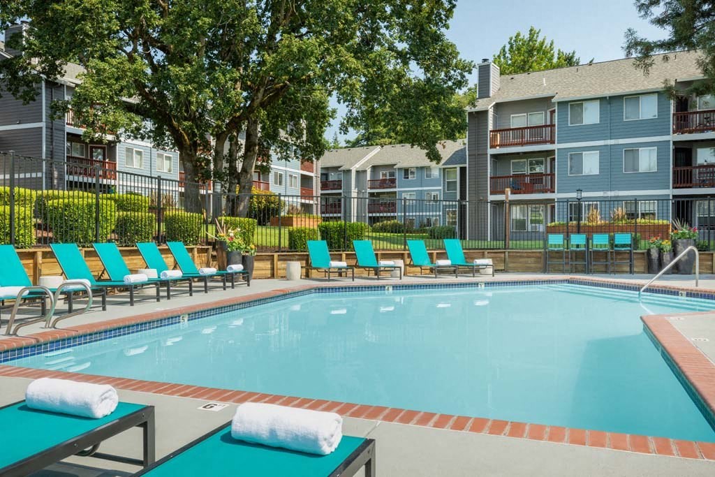 Invigorating Swimming Pool at Heatherbrae Commons, Oregon