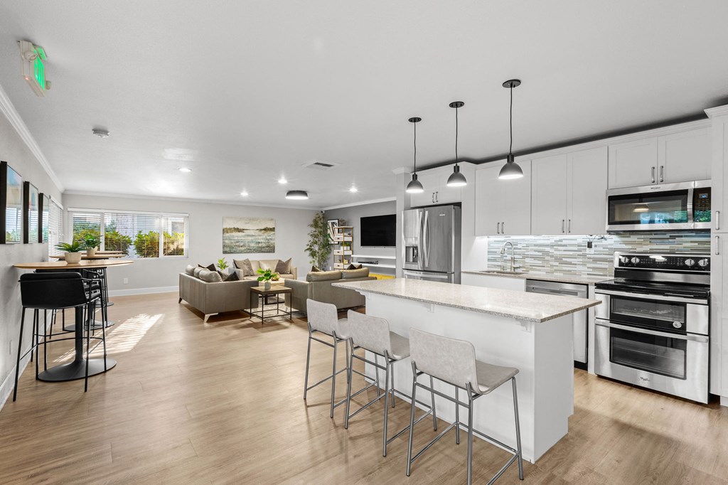 Clubhouse Kitchen Clubhouse Kitchen at Central Park East, Washington