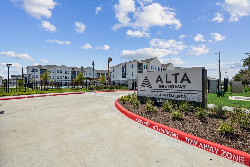 exterior of Alta Grandway