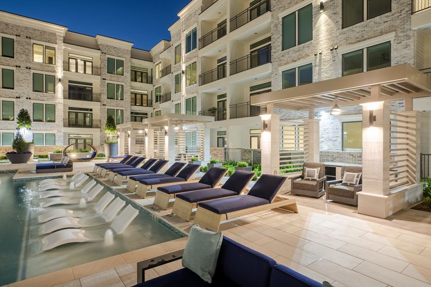 Poolside Cabanas - Photo Gallery