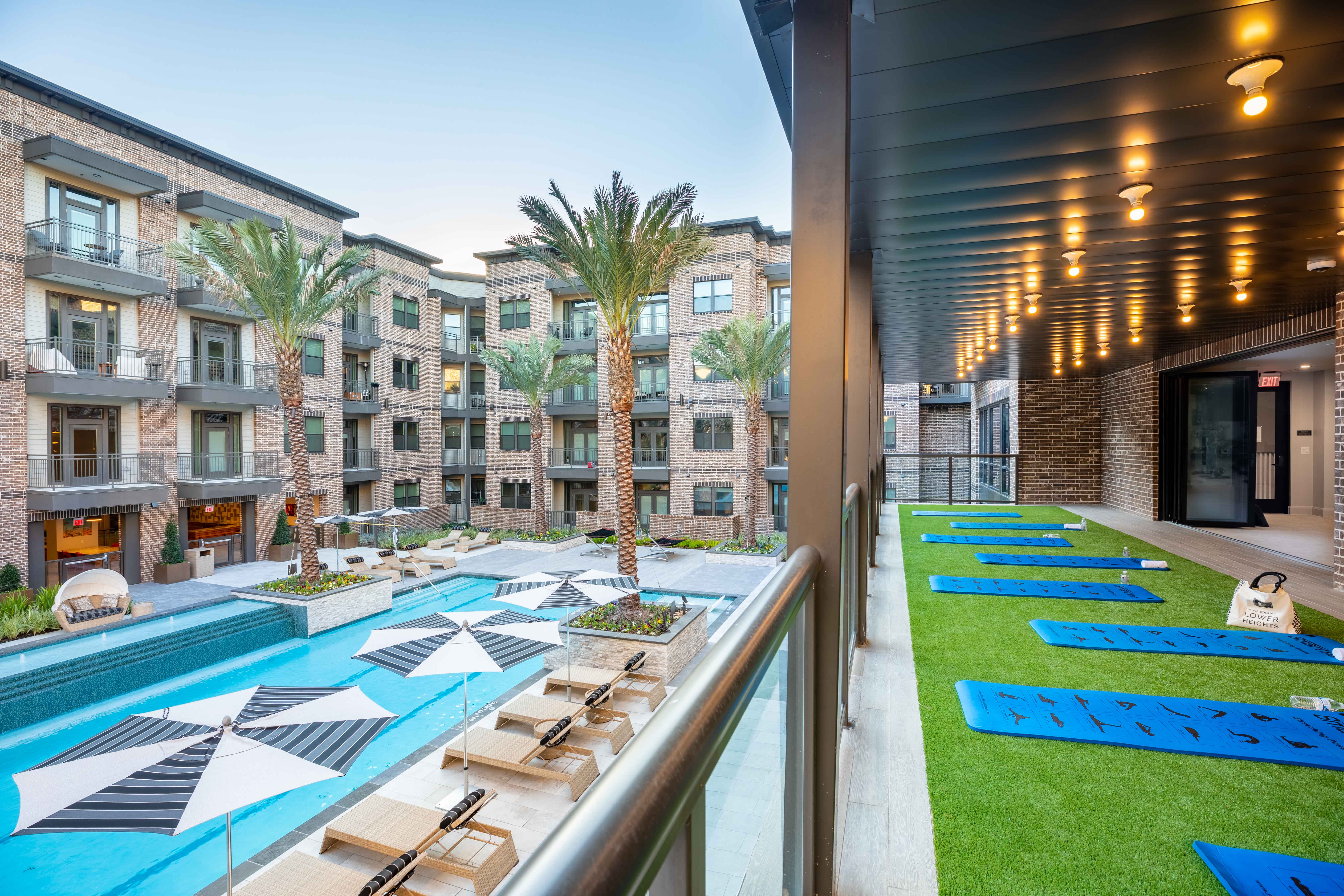 Alexan Lower Heights Apartments 2770 Summer Street Houston Tx Rentcafe