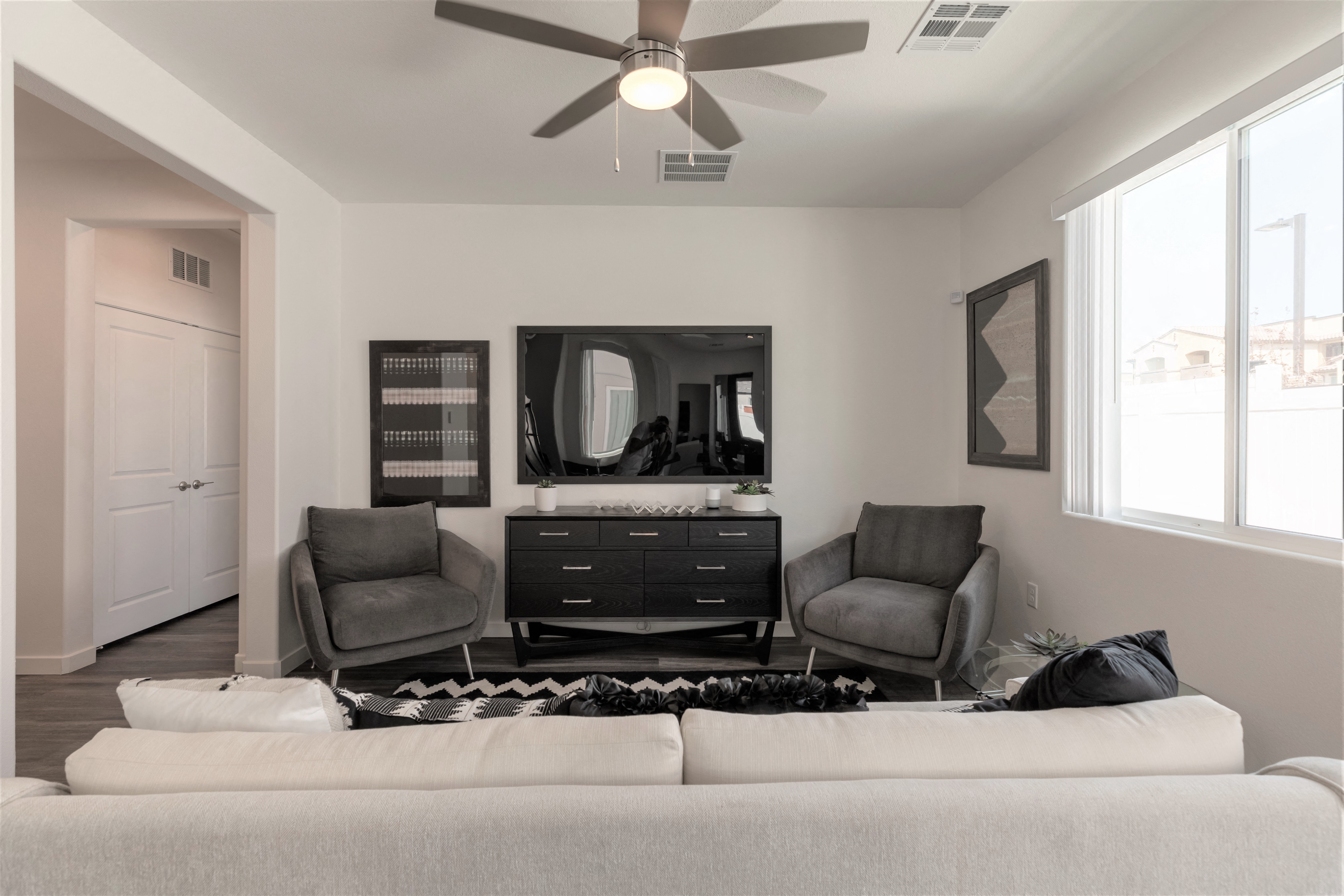 Moderne At Centennial