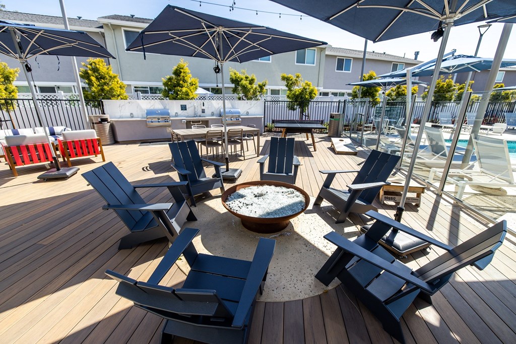 Fire pit and seating