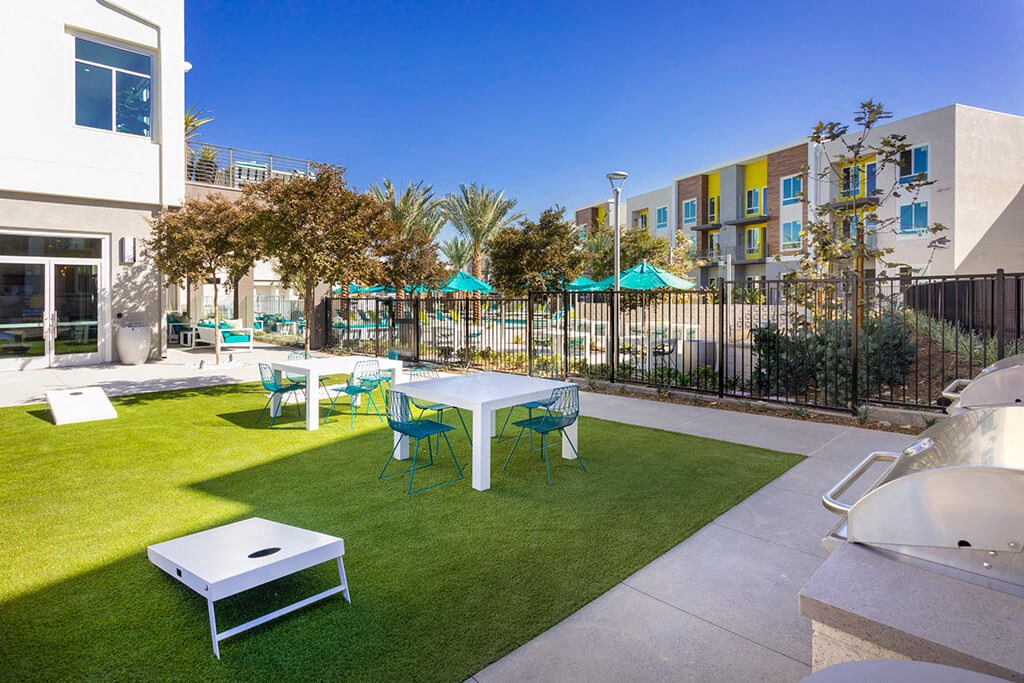 Outdoor Courtyard  at Rivue, Chula Vista