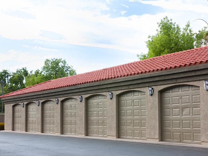 Storage / garage sheds