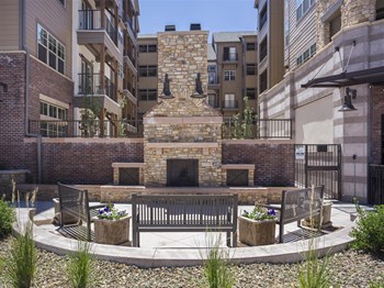 outdoor fireplace - Photo Gallery 3