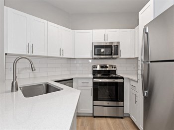 Kitchen Sink Kitchen Sink at Monte Viejo, Phoenix, AZ, 85024 - Photo Gallery 5