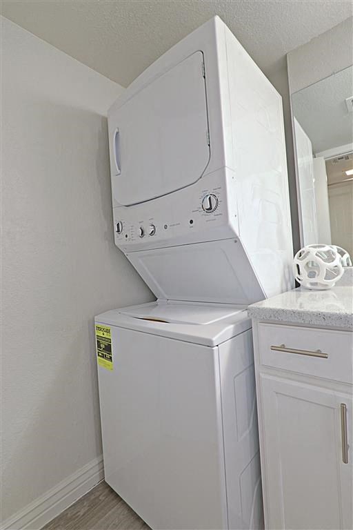 In Home Full Size Washer And Dryer at Villatree Apartments, Arizona, 85281