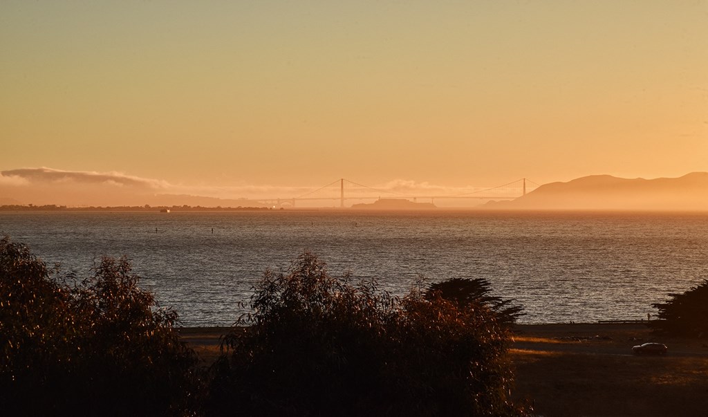 the golden gate bridge at sunset