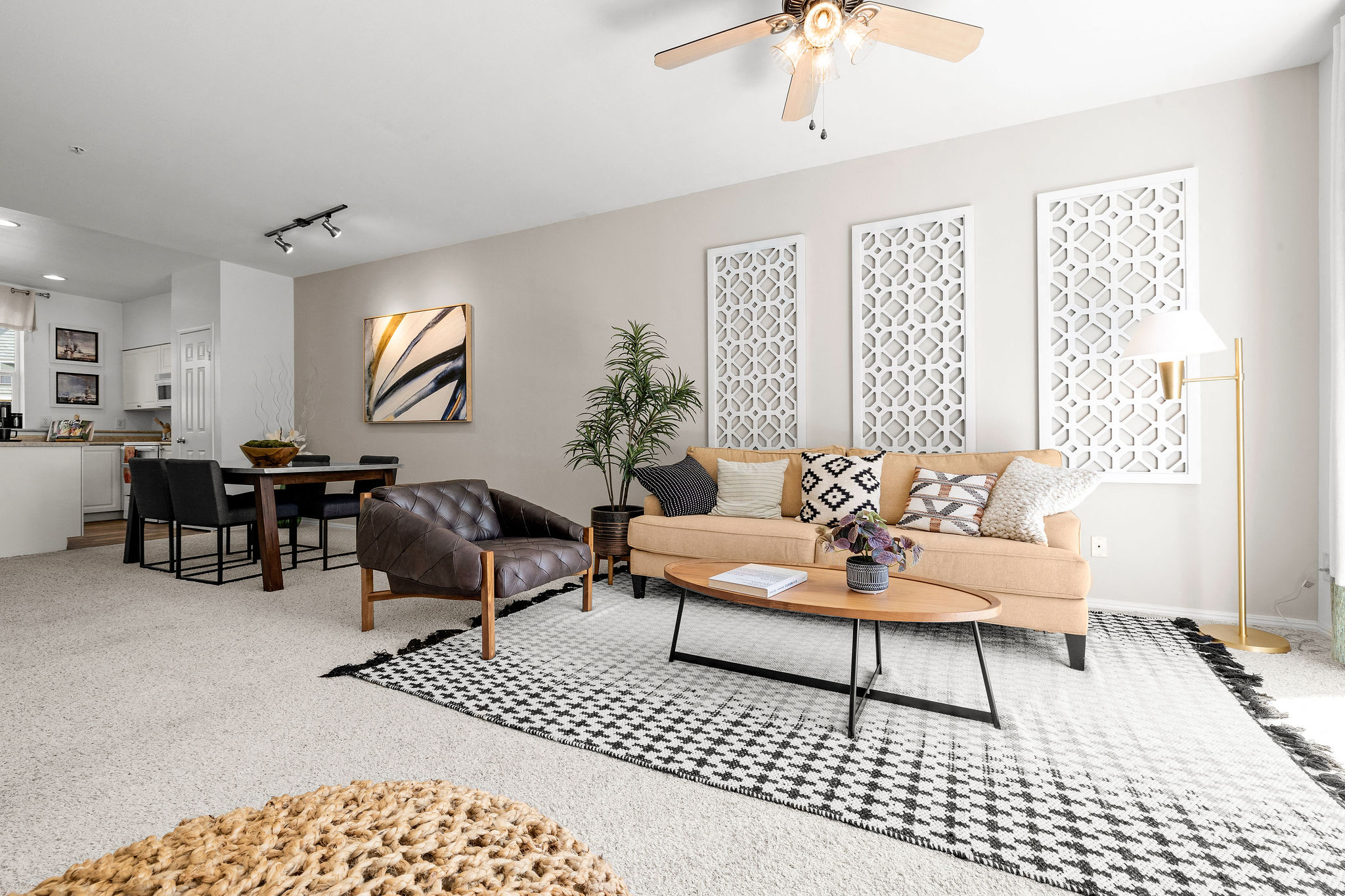 Bella Vista is a similar property to Rainier Crest located in Renton