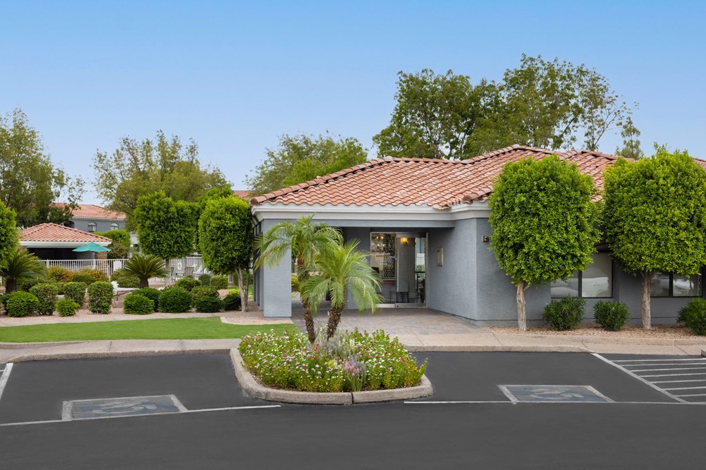 Exterior View at San Valiente, Phoenix, AZ, 85021