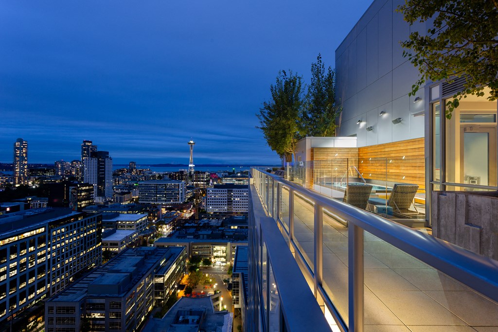 Ascent South Lake Union Community Lounge